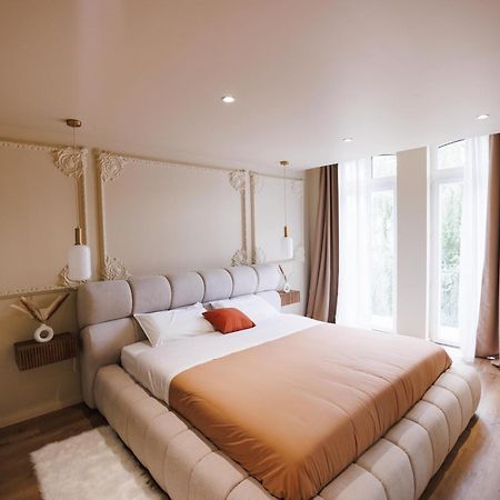Eden Room - Luxe, Balneo & Sauna Ле-Ман Экстерьер фото