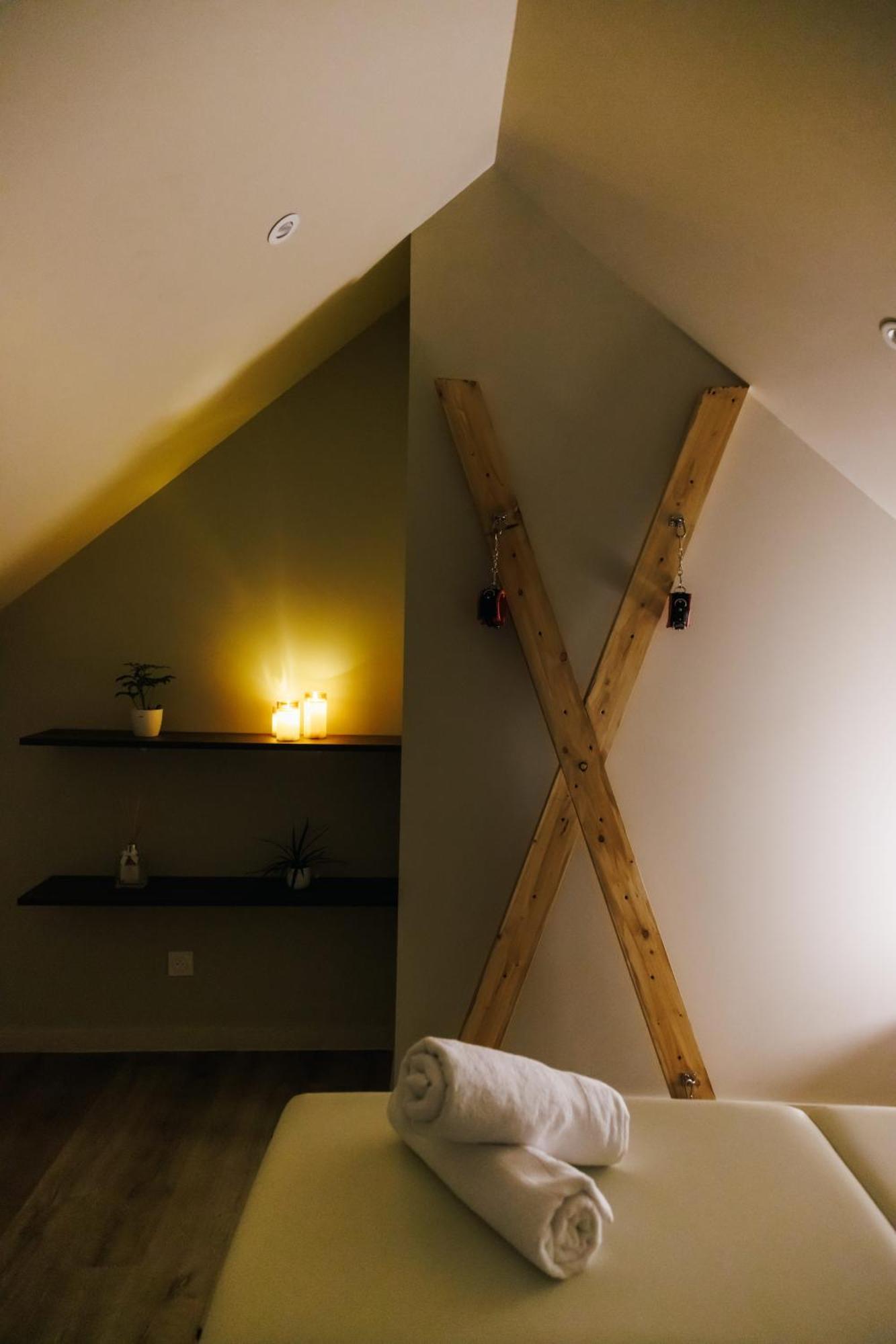 Eden Room - Luxe, Balneo & Sauna Ле-Ман Экстерьер фото