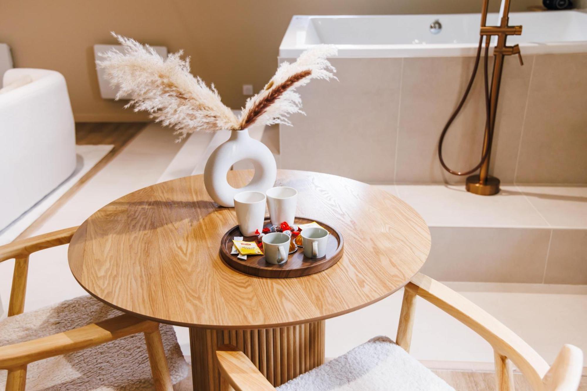 Eden Room - Luxe, Balneo & Sauna Ле-Ман Экстерьер фото