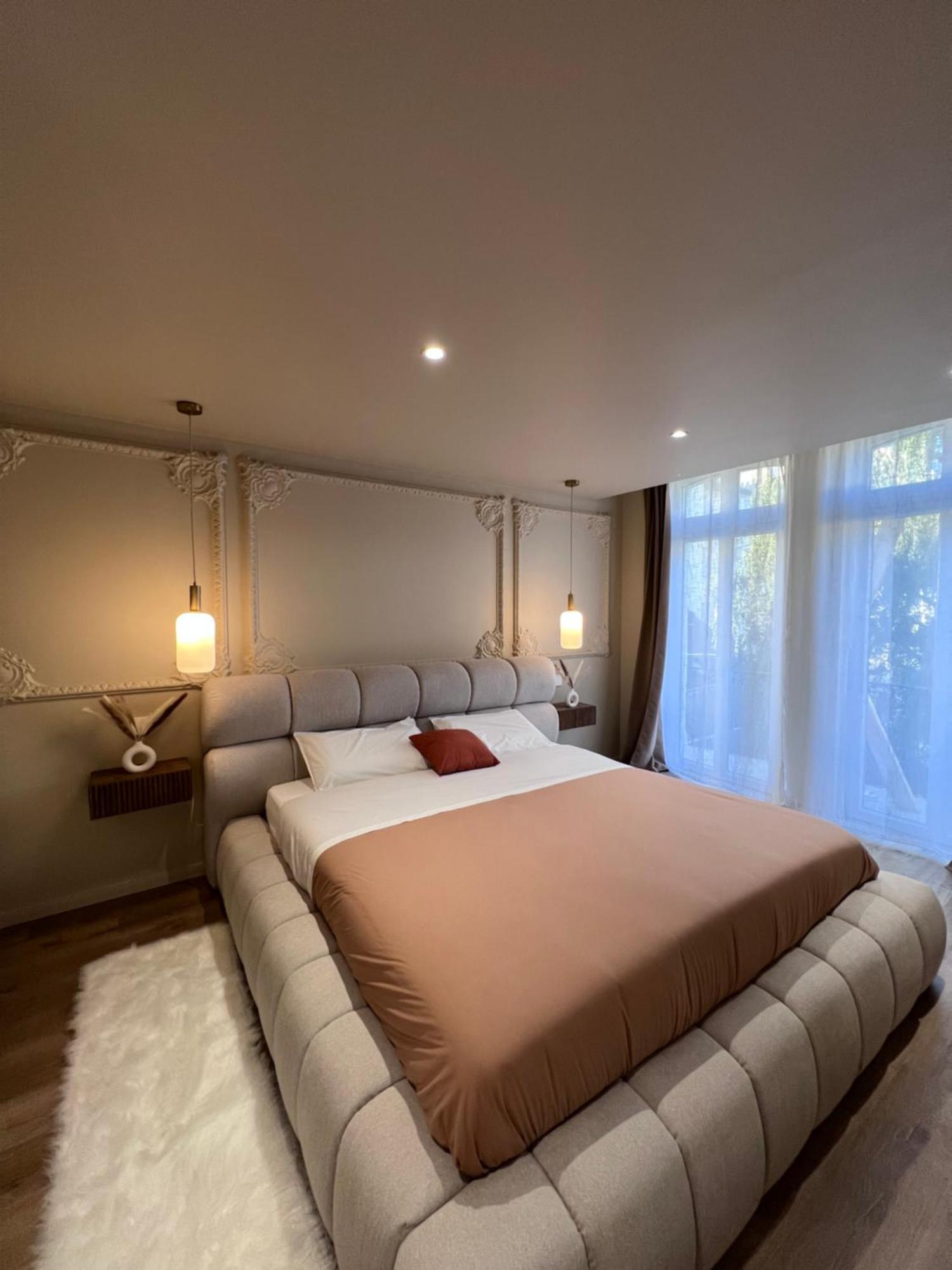 Eden Room - Luxe, Balneo & Sauna Ле-Ман Экстерьер фото